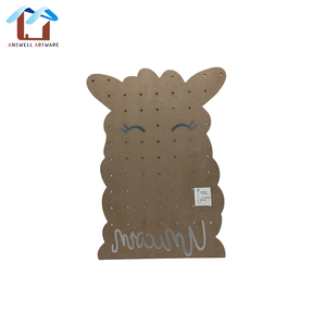 Bon marché en <span class=keywords><strong>bois</strong></span> <span class=keywords><strong>naturel</strong></span> enfants mignon de bande dessinée suspendus décoration inachevé en <span class=keywords><strong>bois</strong></span> pour enfants jouet - Product Image 5