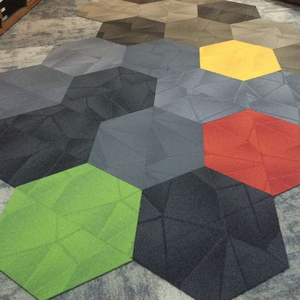 Dalles de moquette antidérapantes en nylon SD 100 % résistantes aux taches, forme originale, adaptées aux animaux domestiques, noires, pour bureau et usage domestique - Product Image 1