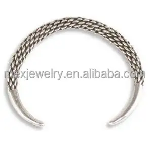 Antieke Zilver-Tone Tinnen Afwerking Viking Manchet Armband voor mannen