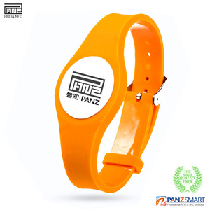 Wholesale <strong>Customization</strong> Adjustable Silicone RFID Bracelet <strong>NFC</strong> 13.56MHz RFID Silicone Bracelets Cheap Silicone <strong>Wristband</strong> with F08 - Product Image 2