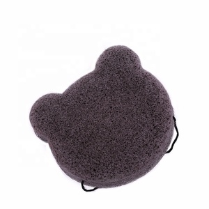 Éponge <span class=keywords><strong>konjac</strong></span> noire, en <span class=keywords><strong>charbon</strong></span> <span class=keywords><strong>de</strong></span> bambou biologique personnalisé, 50g, 100% naturel - Product Image 4