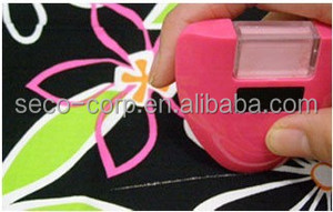 DS-LS-401-Y HOT SALE MADE IN TAIWAN QUILTING ACCESSORIES <b>CHALK</b> YELLOW 2PC/CARD - Product Image 3