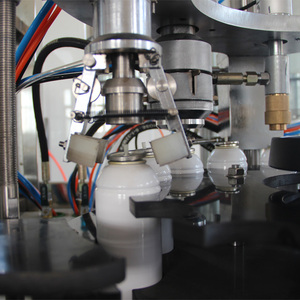 אוטומטי תרסיס ספריי פחיות מילוי מכונה - Product Image 2