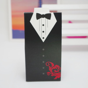 Venta al por mayor Hot Stamp novia y novio boda Favor caja de papel con cinta de seda - Product Image 4