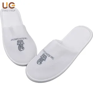 Ricamato Logo Personalizzato Usa E Getta Personalizzato Pantofole Hotel Spa Slipper All'ingrosso Acquistare