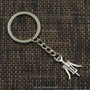 Nueva moda hombres 30mm Keychain DIY metal sostenedor cadena vendimia <span class=keywords><strong>vino</strong></span> 27*17mm colgante de plata antiguo - Product Image 3