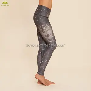 裸の女性のセックスレギンスのフィットネスタイツ写真 - Product Image 1