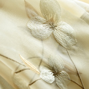 MOQ basso di Stile Cinese Traslucido Floreale Ricamato Giallo Finestra Sheer <span class=keywords><strong>Tende</strong></span> Voile <span class=keywords><strong>Per</strong></span> Balcone Banchetto di Nozze <span class=keywords><strong>Sala</strong></span> - Product Image 5
