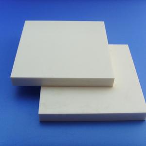 Plaques <span class=keywords><strong>en</strong></span> céramique d'<span class=keywords><strong>alumine</strong></span> Al2O3 à 99% résistantes à l'usure industrielle - Product Image 1