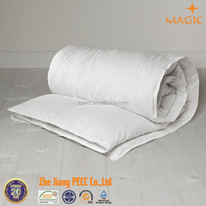 Classic 70/30 Anatra Down/Piuma King Size 220Gsm Duvet - Product Image 1