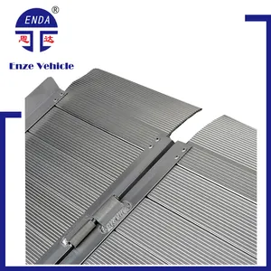 25.3''L*29.3''W Single-fold Aluminium Ramp Folding Ramp Wheelchair Ramp