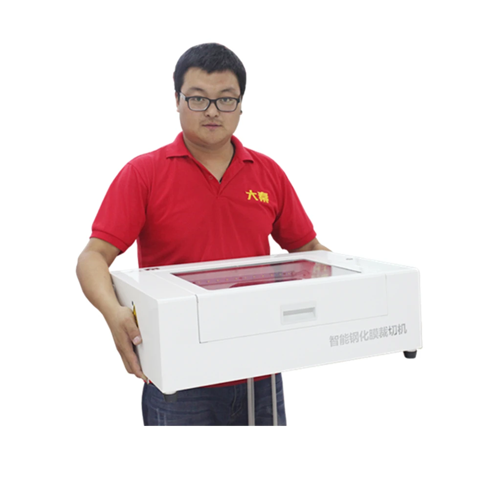 Best Business Ideas of Small Products <strong>Manufacturing</strong> <strong>Machines</strong> Make Tempered Glass <strong>Screen</strong> <strong>Protector</strong>