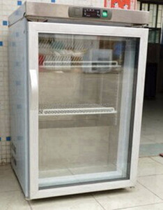 Barras de acero inoxidable fabricante de china sola puerta <span class=keywords><strong>vitrina</strong></span> vertical <span class=keywords><strong>mini</strong></span> nevera pantalla de cerveza - Product Image 2