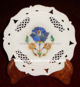 Plaque sculptée ronde incrustée de marbre - Product Image 1