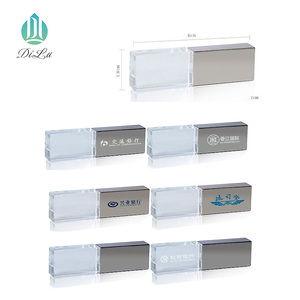 Miễn Phí Mẫu 16G Acrylic USB 2.0 Thủy Tinh Pha Lê Bút Ổ Đĩa Bộ Nhớ Biểu Tượng Tùy Chỉnh Khuyến Mại Móc Khóa & Carabiners - Product Image 4