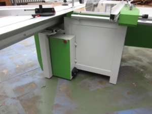 Máquina <span class=keywords><strong>de</strong></span> sierra <span class=keywords><strong>de</strong></span> mesa <span class=keywords><strong>de</strong></span> <span class=keywords><strong>madera</strong></span>, 400T, estilo alemán, para uso en carpintería - Product Image 4