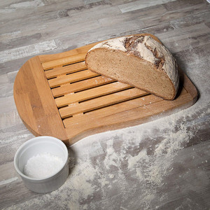 Bánh Mì Tre Với Crumb Catcher Thớt Bánh Mì Tre Và Khay Gọn Gàng Có Thể Tháo Rời Cho Những Lát Hoàn Hảo - Product Image 2