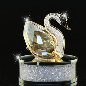 K9 cisnes <span class=keywords><strong>perfume</strong></span> decoración del coche de cristal de regalo de San Valentín - Product Image 3