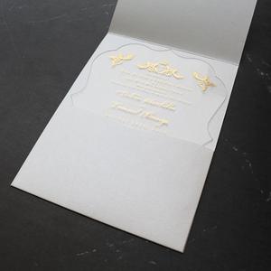 Invito Matrimoniale in Acrilico Trasparente Spessore 1mm, Fustellato su Misura con Tasca per Busta - Product Image 3