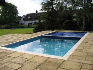 Approvisionnement d'usine personnalisé <span class=keywords><strong>PVC</strong></span> couverture de piscine automatique - Product Image 4