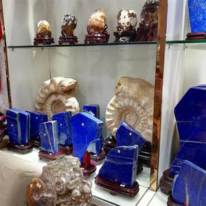Lastra in piedi di <span class=keywords><strong>lapislazzuli</strong></span> <span class=keywords><strong>blu</strong></span> con pietre semipreziose naturali all'ingrosso per la decorazione - Product Image 3