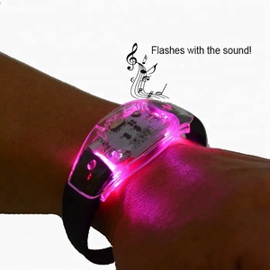 Braccialetti Luminosi Attivati dal Suono, Braccialetti LED in Silicone Attivati dalla Musica, Braccialetti Lampeggianti per Feste - Product Image 2