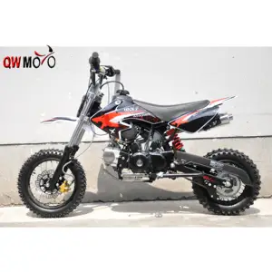 QWMOTO 90CC motorfiets 4 takt motor type gas aangedreven kinderen gebruiken mini dirt bike