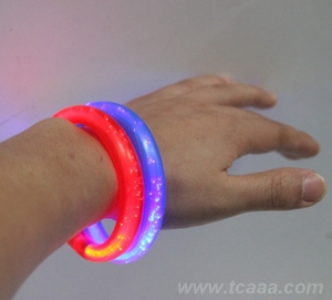 2015 Hot Sale led of fiber glow in the darkness intermittent bracelet, <strong>Christmas</strong> <strong>items</strong> <strong>Wholesale</strong> - Product Image 1