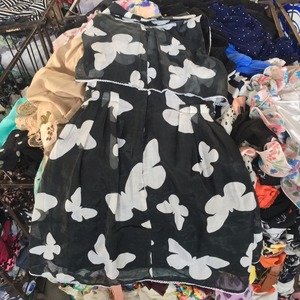 Ropa usada <span class=keywords><strong>de</strong></span> segunda mano, venta <span class=keywords><strong>de</strong></span> primera <span class=keywords><strong>clase</strong></span>, a granel - Product Image 1