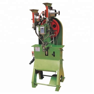 Machine de pressage de fixation de bouton pression en métal automatique facile à utiliser 220V Jeans Pocket Rivet <span class=keywords><strong>Pressing</strong></span> Motor comme composant de base - Product Image 1