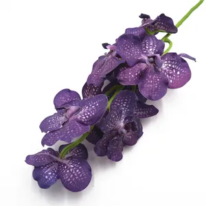 新设计的真正的触摸紫色和白色 vanda 兰花为家庭装饰品