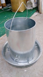 Mangeoire de volaille automatique galvanisée - Product Image 2