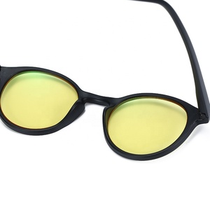 Lunettes <span class=keywords><strong>de</strong></span> <span class=keywords><strong>conduite</strong></span> <span class=keywords><strong>de</strong></span> <span class=keywords><strong>nuit</strong></span> unisexes en gros pas cher Lunettes <span class=keywords><strong>de</strong></span> conducteur <span class=keywords><strong>de</strong></span> voiture Lentille jaune Lunettes <span class=keywords><strong>de</strong></span> vision nocturne Lunettes <span class=keywords><strong>de</strong></span> vision nocturne - Product Image 5