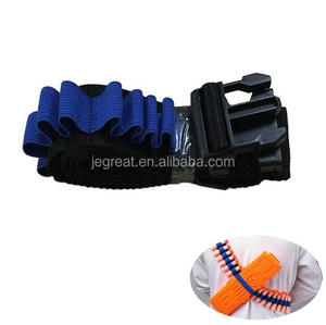 Cinturón de Dardos Suaves para Niños <span class=keywords><strong>con</strong></span> Correa de Hombro, Bandolera de Espuma EVA y Plástico para <span class=keywords><strong>Pistola</strong></span> de Juguete - Product Image 3