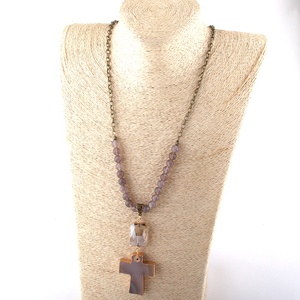 Collana con ciondolo a forma di pietra gemma in bronzo con catena di cristallo turchese e cristallo all'ingrosso gioielli etnici personalizzati da 8mm - Product Image 4