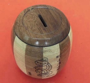 Hucha de Bambú de Nuevo Diseño para Ahorrar Dinero/Monedas - Product Image 1
