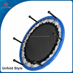 CreateFun 54 pouce <span class=keywords><strong>Petit</strong></span> <span class=keywords><strong>Trampoline</strong></span> pour enfants sans <span class=keywords><strong>filet</strong></span> de sécurité - Product Image 2