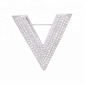 文字Vラインストーンアルファベットブローチ子供用ギフト結婚式または婚約メッキ技術 - Product Image 1