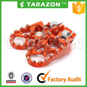 Orange billette moto pièces en aluminium usinées par commande numérique par ordinateur repose-pieds, repose-pieds pour KTM SX SX-F <span class=keywords><strong>SXF</strong></span> XC-F 125 250 <span class=keywords><strong>350</strong></span> 450 <span class=keywords><strong>2016</strong></span> - Product Image 3
