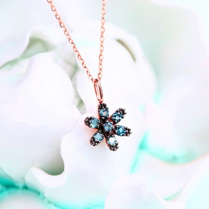 Perhiasan emas mawar asli liontin emas mawar <span class=keywords><strong>14K</strong></span> hitam Topas biru London - Product Image 3