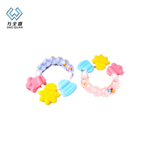 Nouveau <span class=keywords><strong>silicone</strong></span> personnalisé OEM bébé hochets jouets de dentition - Product Image 4