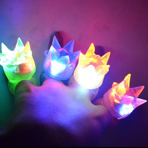Lampu LED untuk acara Halloween, cincin jari LED, lampu Spike Bintang karet - Product Image 6