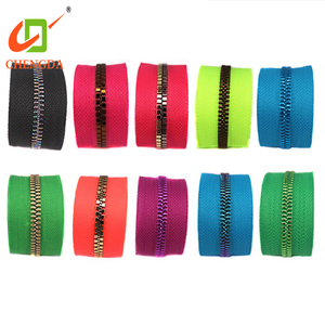 3 # hoặc 5 # quần áo nhựa Zip Dây Kéo với lớp phủ sáng bóng - Product Image 3