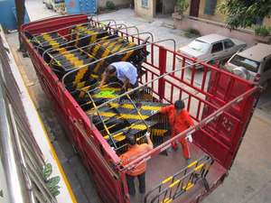 Recinzione del traffico stradale all'ingrosso diversi tipi di barricate di controllo della folla in alluminio - Product Image 6