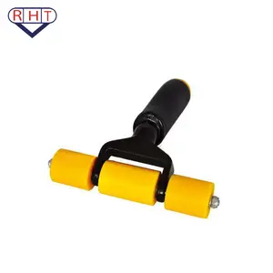 Wide Smooth Action Carpet Seam Roller 107-01