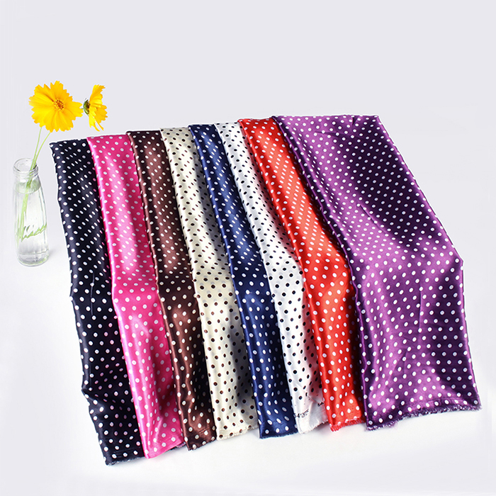 100% атласная ткань с цветочным принтом для пижамы