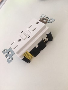 Gfci mise à la terre Standard salle de bains prise usb prise de courant - Product Image 2