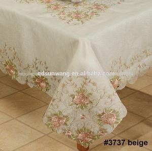 rosa bordado tablerunner con calado - Product Image 1