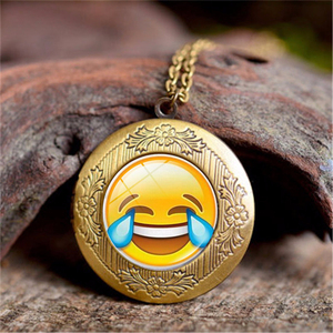 Mujeres cute emoji colgante collar vintage oro corazón ojos emoji emoticon foto Locket collar - Product Image 3