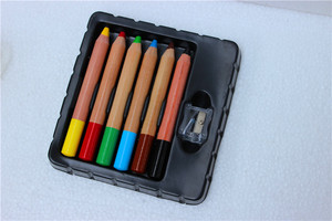 <span class=keywords><strong>Crayons</strong></span> de cire personnalisés Jumbo Woody <span class=keywords><strong>Crayons</strong></span> de cire aiguisés en bois avec brosse Aiguiseur de tube en PVC Motif coloré Boîte de papier emballée - Product Image 3